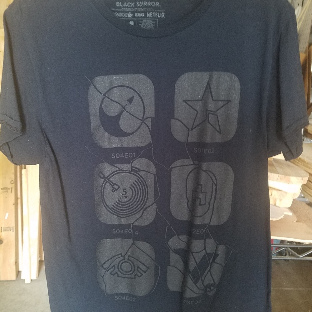 Black Mirror teeshirt